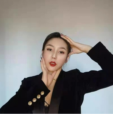 性感高冷，身材极品优质美女，求大方实力金主 第1张