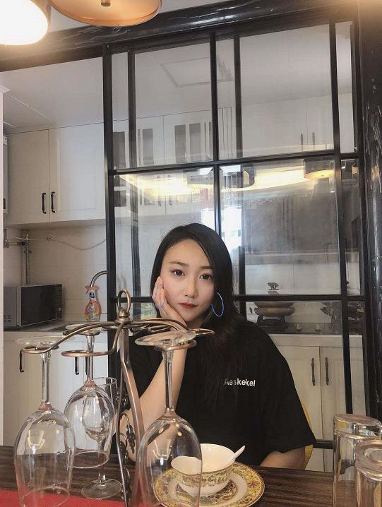深圳妹子对人很温柔体贴，有一种小鸟依人的感觉 第5张