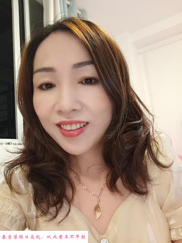 观前熟女可无套 第1张
