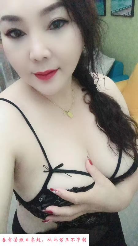 水多巨乳肥臀熟女 第3张