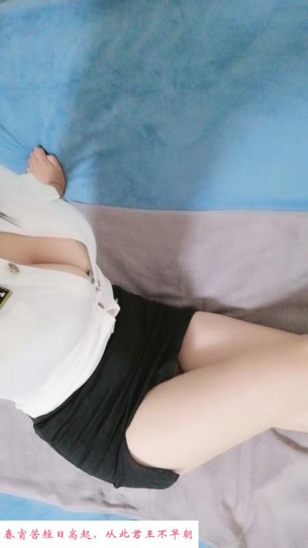 罗湖制服系天然大波妹 第1张
