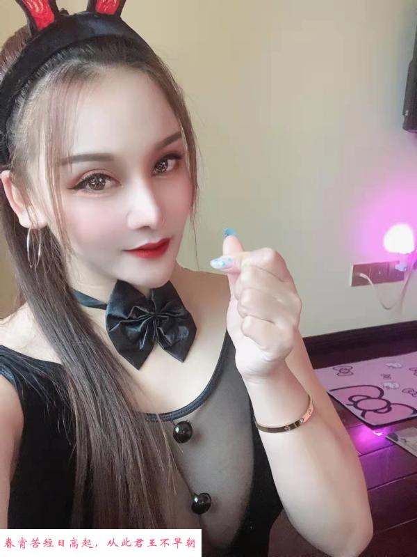 南门风骚少妇 第1张