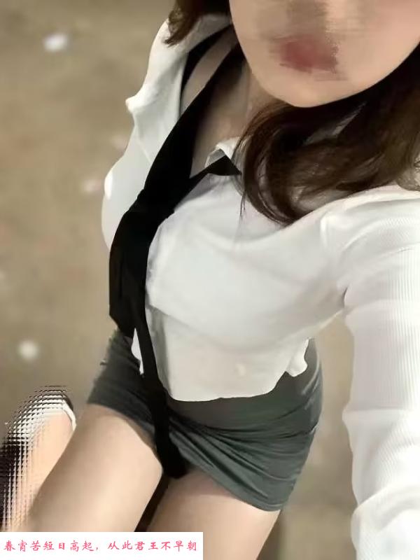 附近厂妹尺度很大 第3张