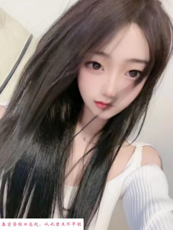 大胸嫩妹佩佩 第2张