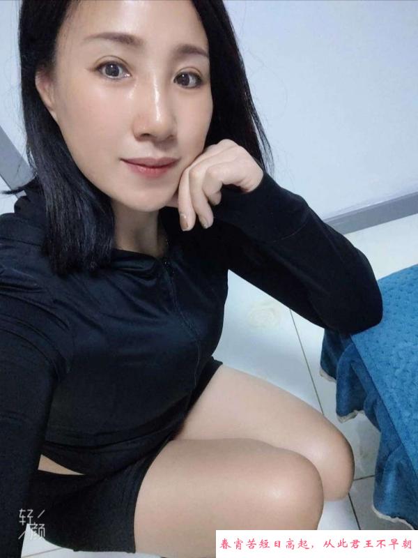 服务流肥臀熟女 第1张