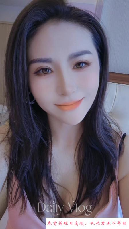 双胞胎骚御姐 第2张
