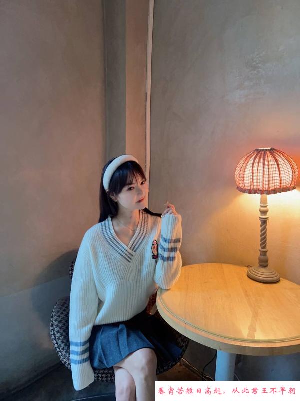 性感苗条气质妹子 第3张