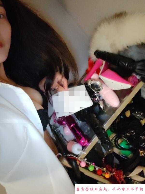 红牌楼道具控 第1张
