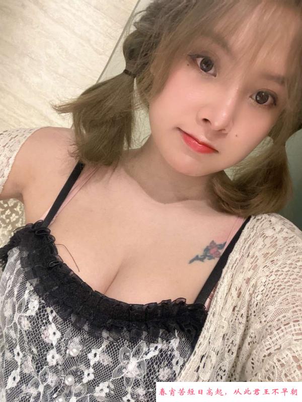 静安大胸妹子 第1张