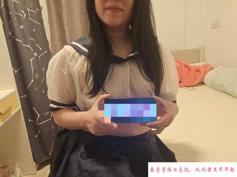 灵芝熟女初爱 第1张