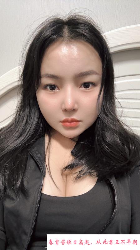 D奶人妻少妇 第1张