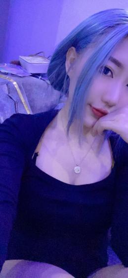 长春大美妞 第1张