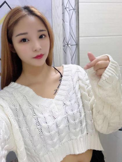 长得还过得去的小姑娘 第2张