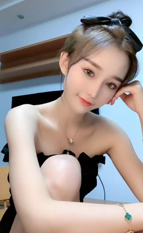 性感少妇非常饥渴等哥哥来满足 第3张
