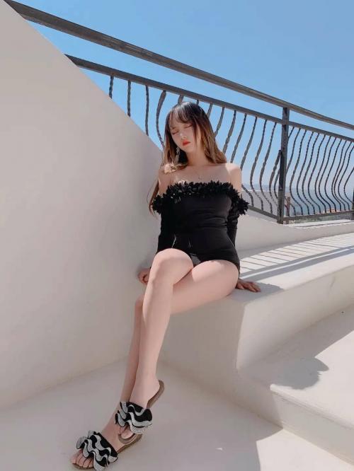 兼职妹妹刚下海b紧粉嫩水多多 第4张