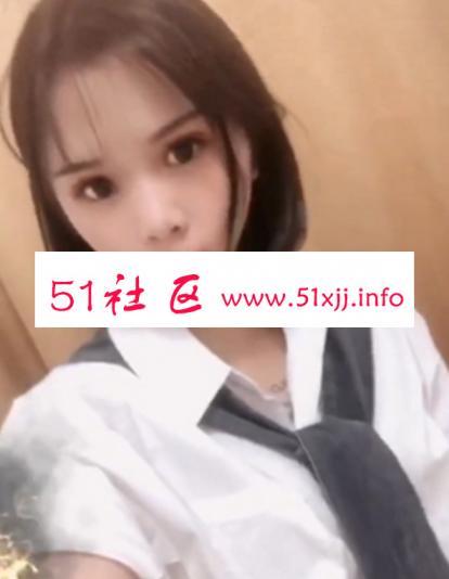 后漂亮的妹子，特别嫩 第1张