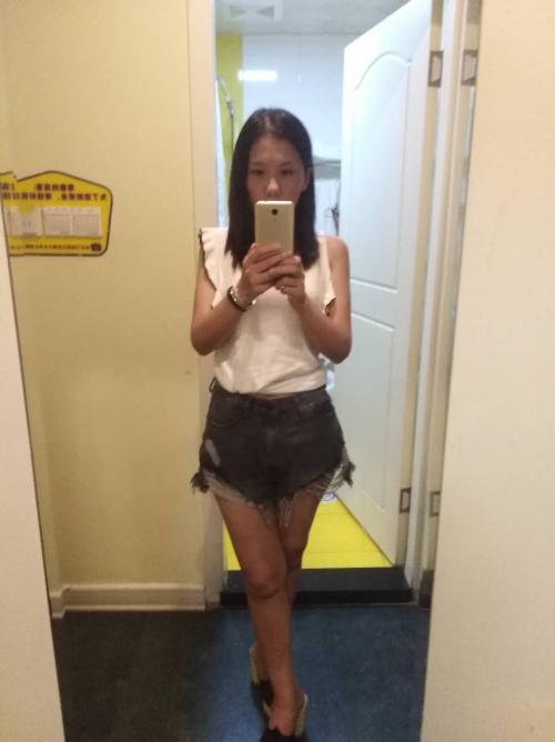 宝安区和沙路兼职美女 第1张