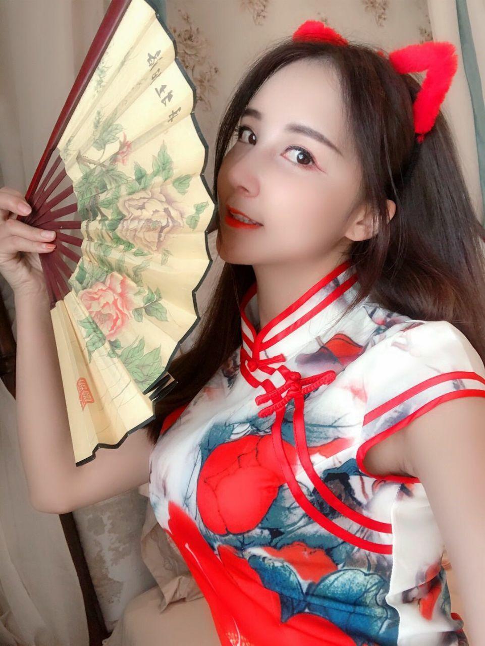 哈尔滨新人大胸妹 第1张