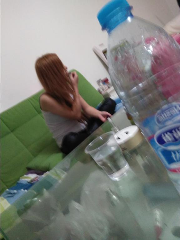 郑州超爽口活兼职低胸美女 第2张