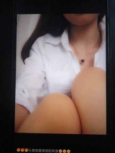 汉阳四新大道服务型美女 第4张