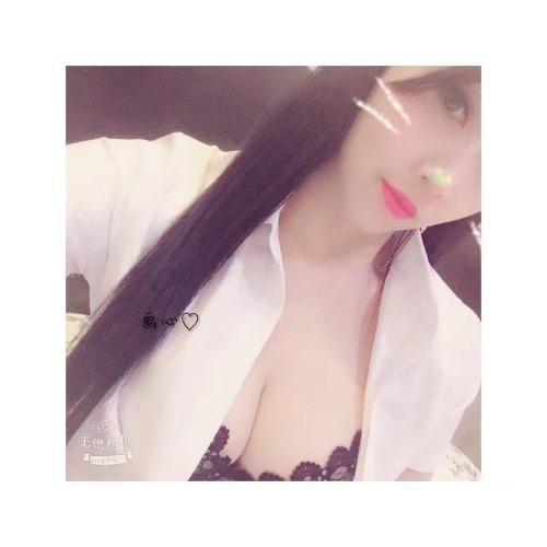 长沙会热舞的美女 第1张