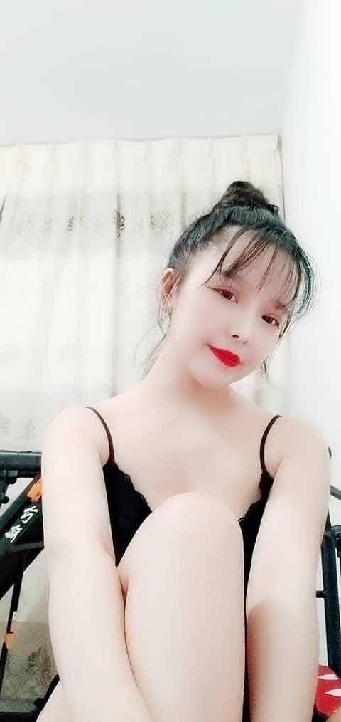 重庆良家少妹服务很敬业 第1张