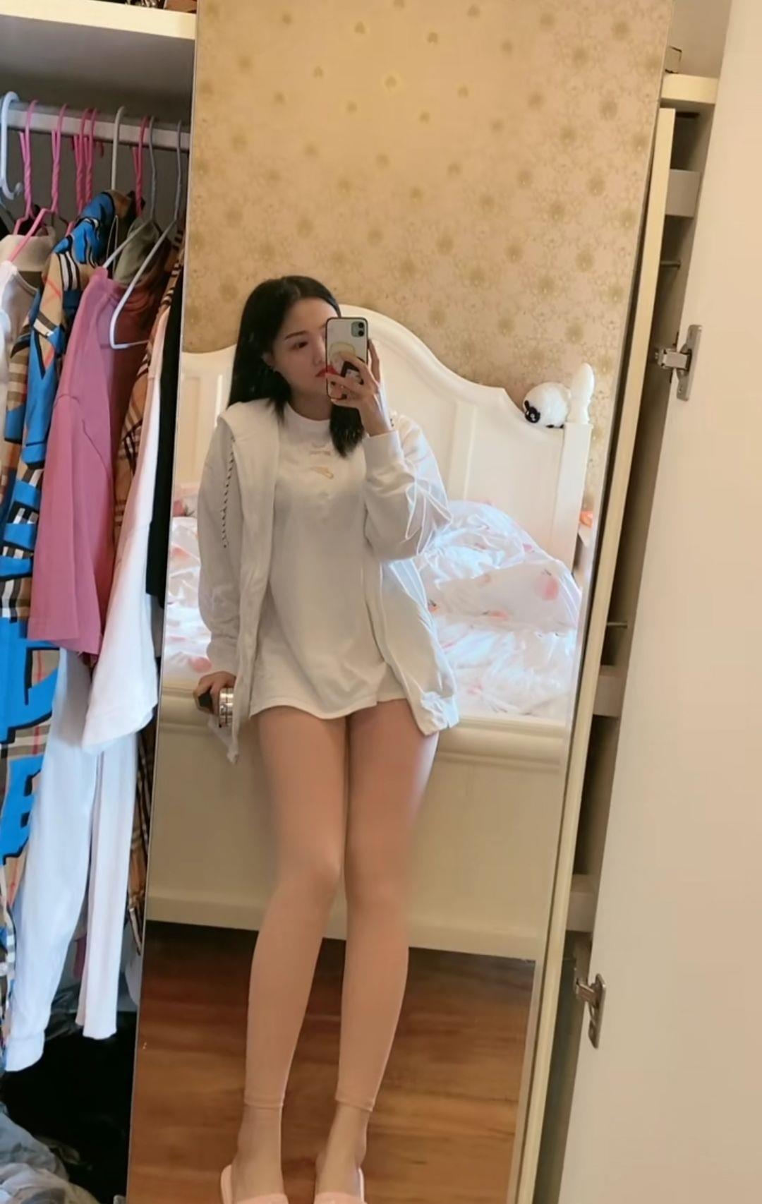 98年水汪汪的妹子 第3张