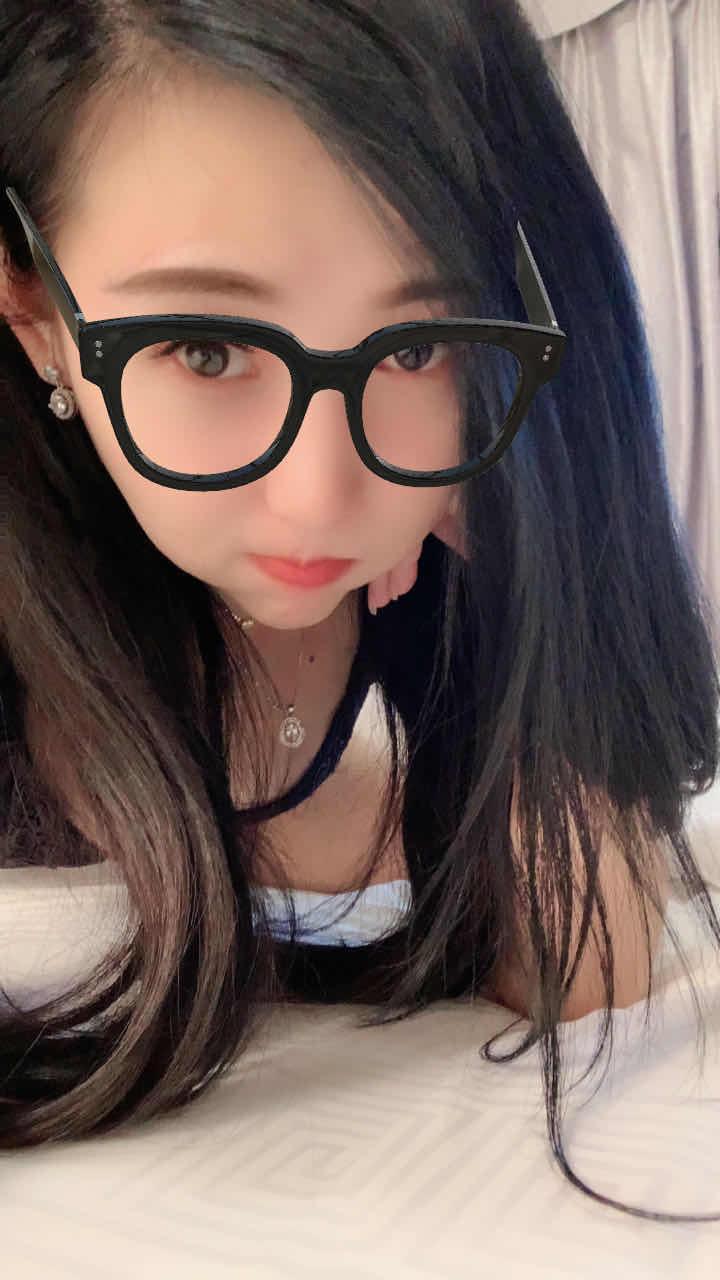 宁波鄞州性感妹子 第1张