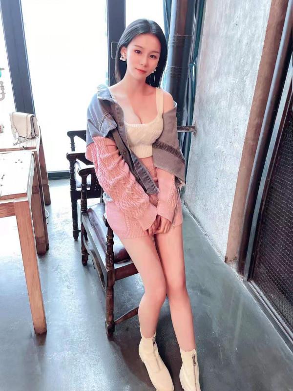 感觉很不错的莹莹妹子 第4张