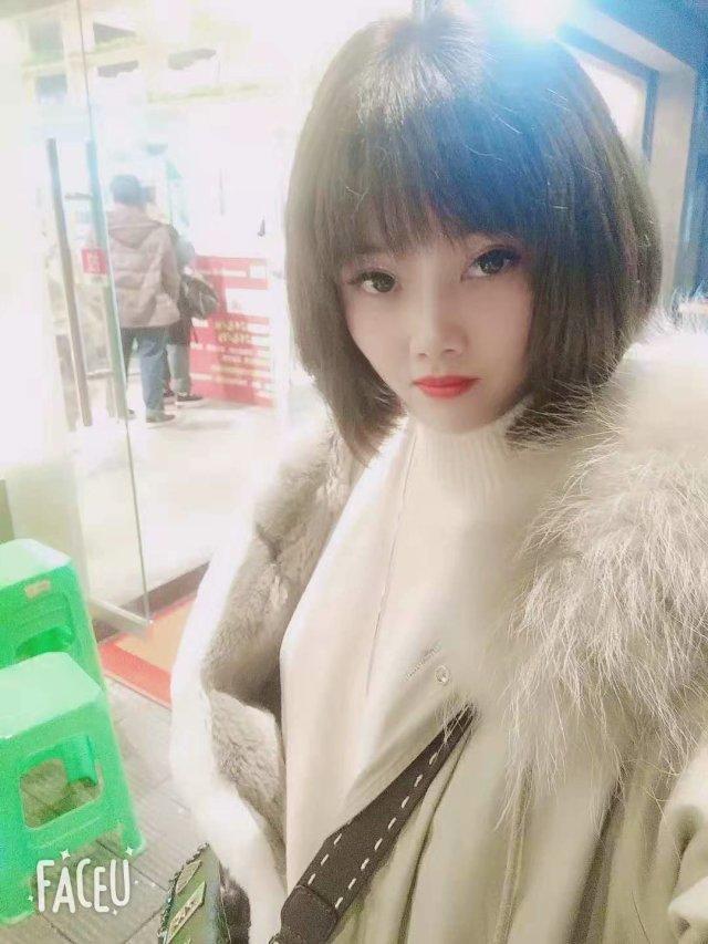 袁家岗灵灵！短发极品小妹妹 第1张