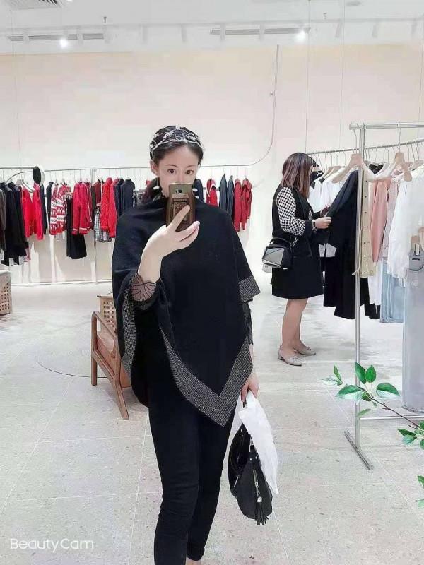 成都身材苗条乐乐 第3张