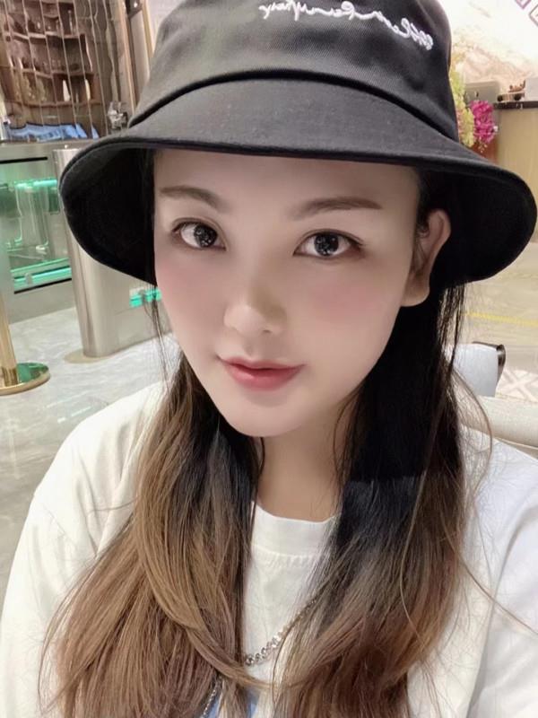奥克斯秋葵小姐姐 第1张