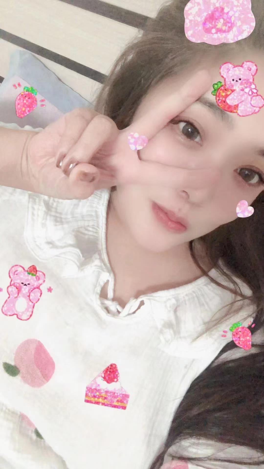 年轻小美女 第1张