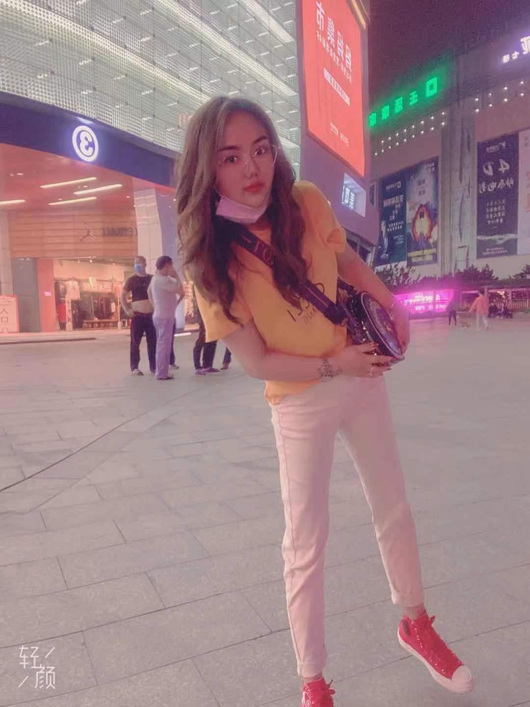 体验超可爱兼职眼镜妹，非常嫩 第2张