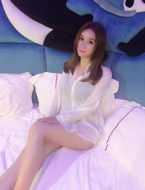 95后长腿妹子 第3张