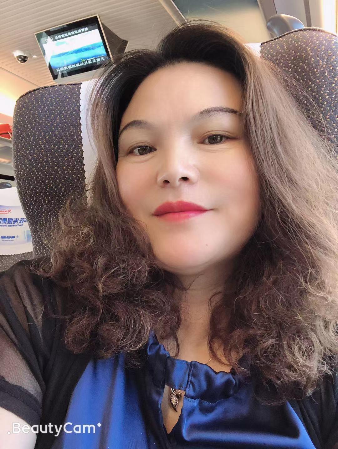 出击风骚型熟女 第1张