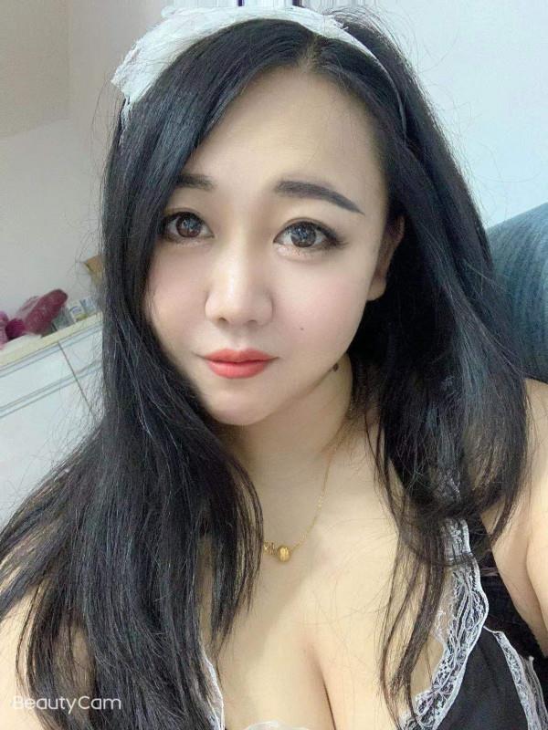 声音特别好听的小姐姐 第1张