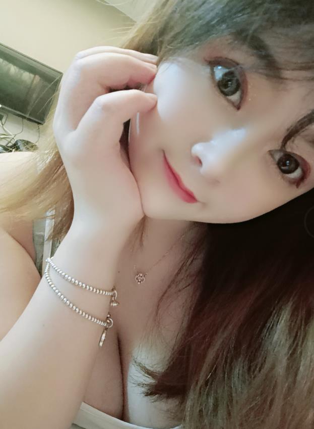 宝儿屁股翘 第2张