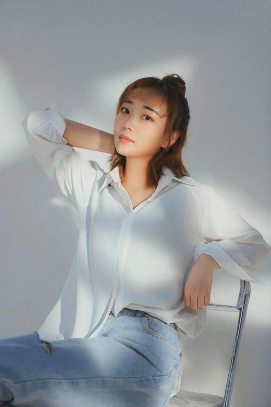 汉阳大胸妹子 第2张