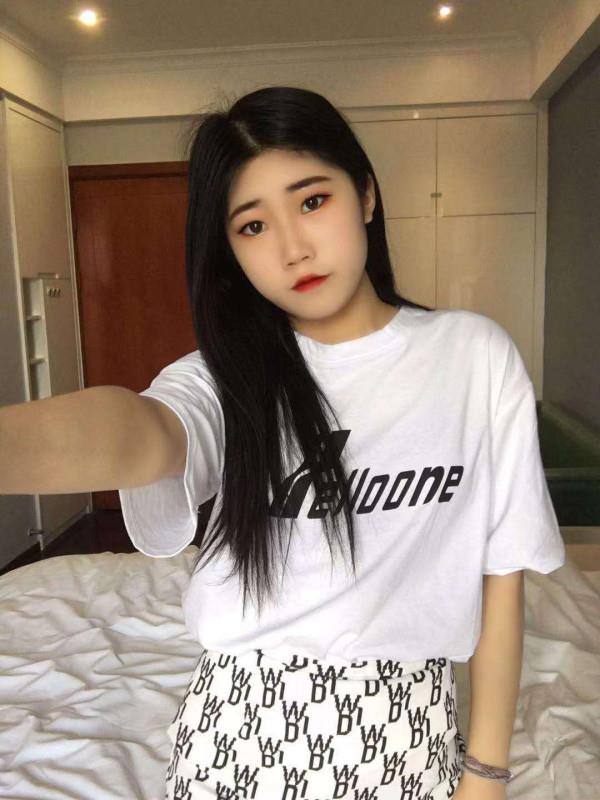佛山小菠萝 第1张