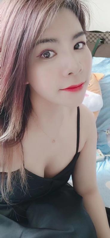 颜值服务都不错的妹子 第1张