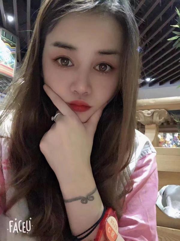 南京水游城小白 第1张