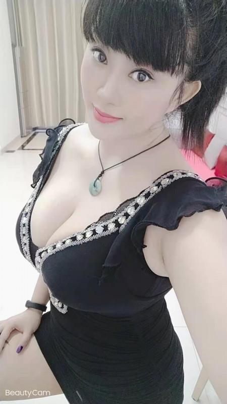 白云大波白兰地 第2张