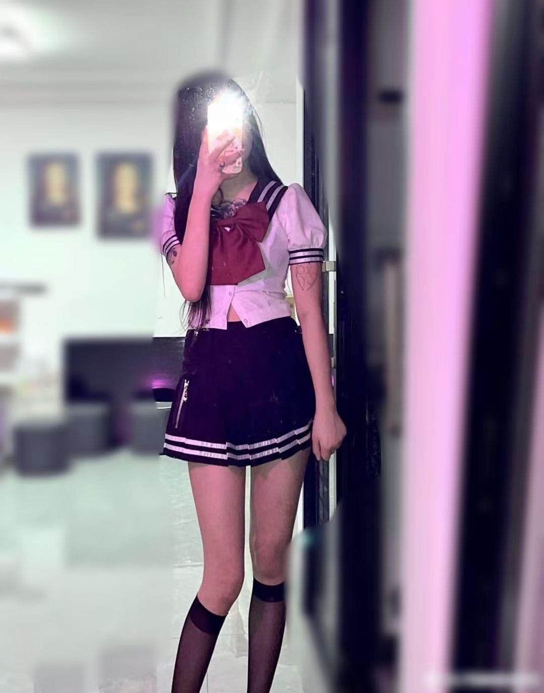 身材好的妹子 第2张