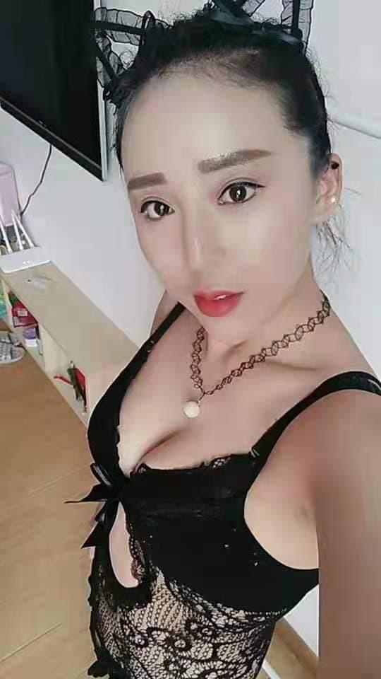 深喉老爽的姐姐了 第2张