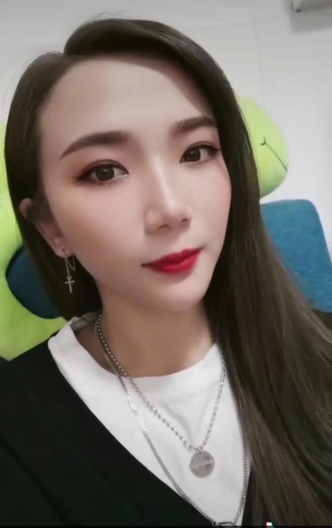珠村少妇 第1张