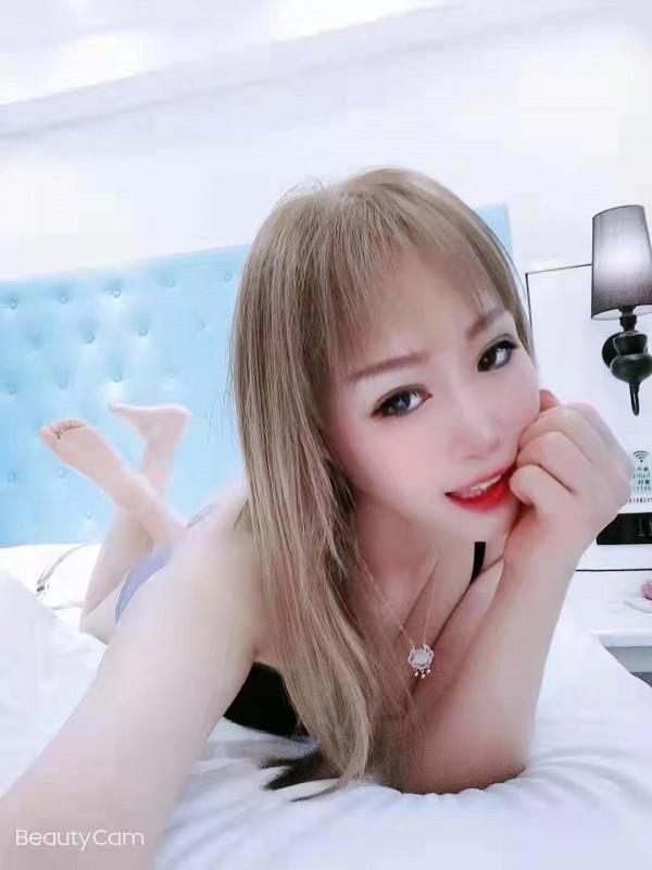 夜太美妞太骚 第1张