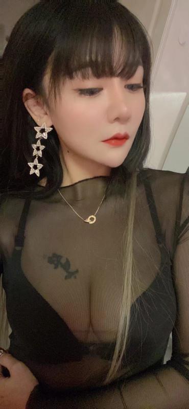 汉阳大胸妹子夭夭 第3张