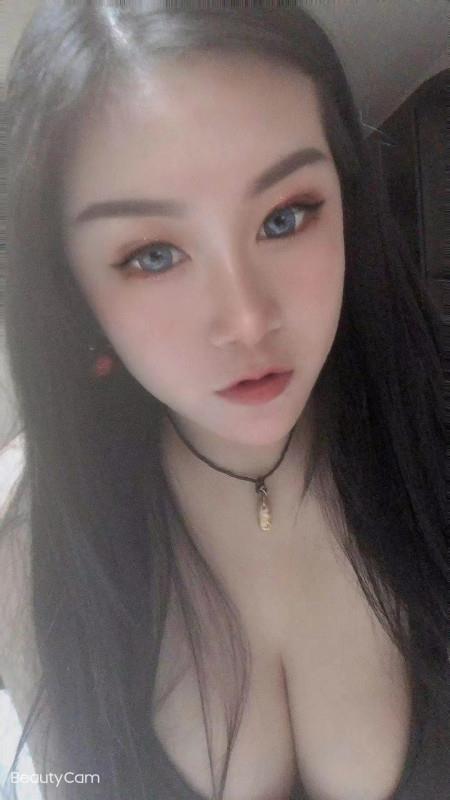 鼓楼的小姐姐 第2张