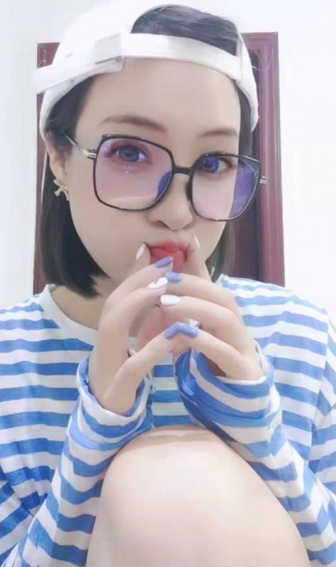 甜美小姚态度不错 第4张